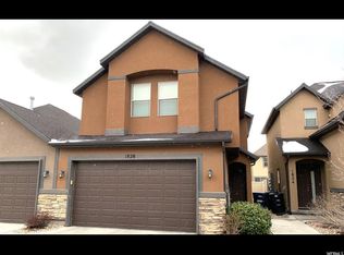 1828 W 2300 S, Woods Cross, UT 84087