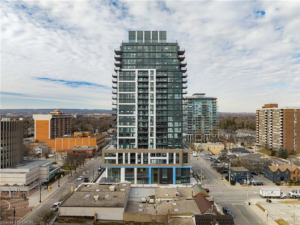 1 bed, 1.0 bath, 629 sqft, $2,400 — Photo 1