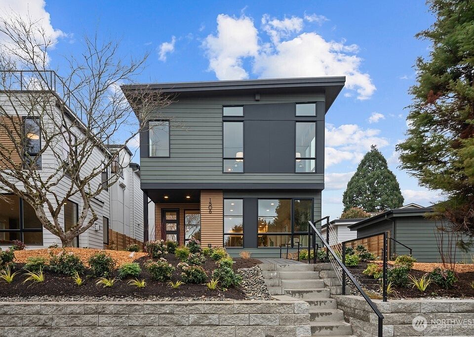 1st image of 1506 6th Street W