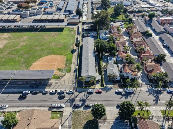 4660 Clara St, Bell Gardens, CA 90201