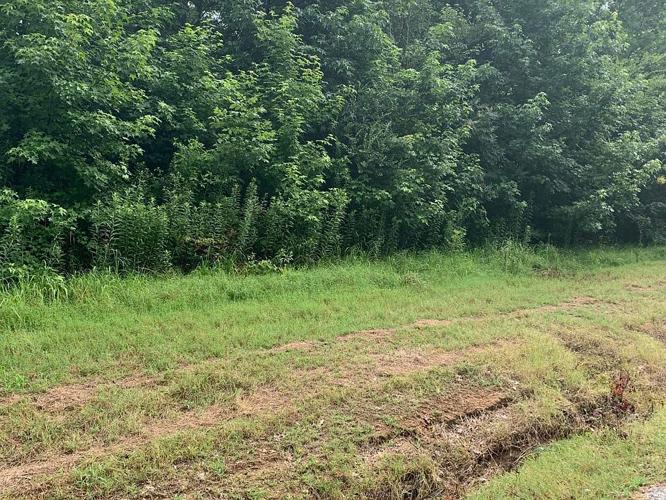 2nd image of 0 Saint Paul Rd