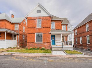 8 Longworth Ave, Middletown, CT 06457