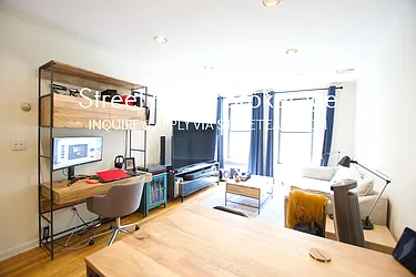 Rented by Street Realty Brokerage LLC