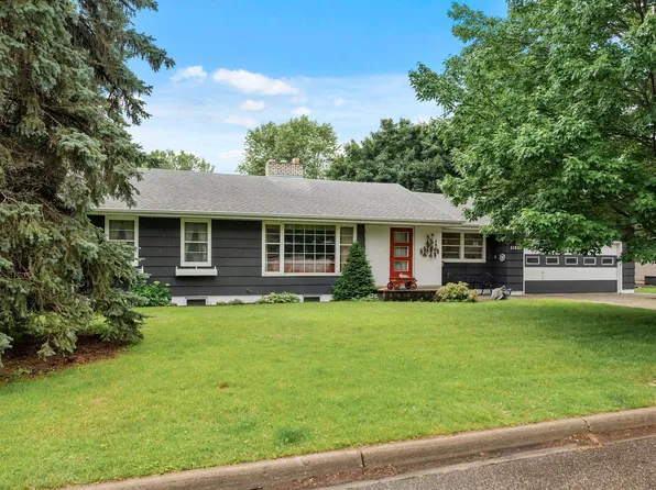 11613 Shady Oak Dr, Minnetonka, MN 55343