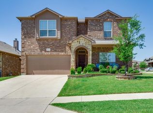 10449 Merced Lake Rd, Fort Worth, TX 76177