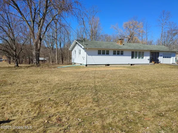 41 The Portage, Ticonderoga, NY 12883