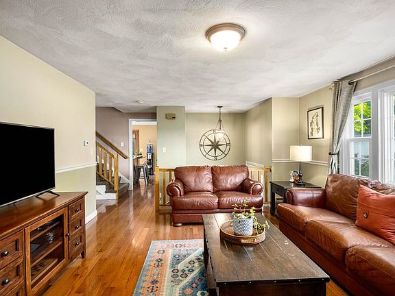 3rd image of 3 McKinley Avenue