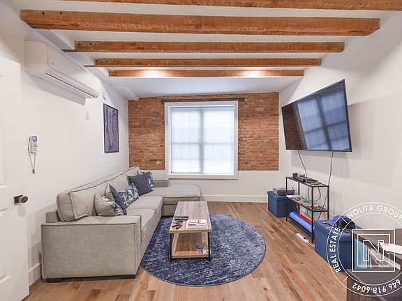 5th image of 152 W 49th St #4FA