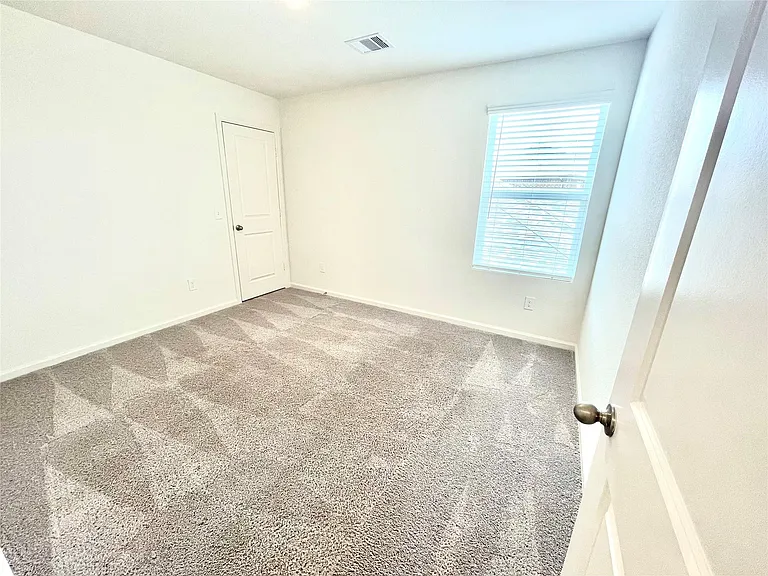 5915 Grantgrala Dr — Photo 11
