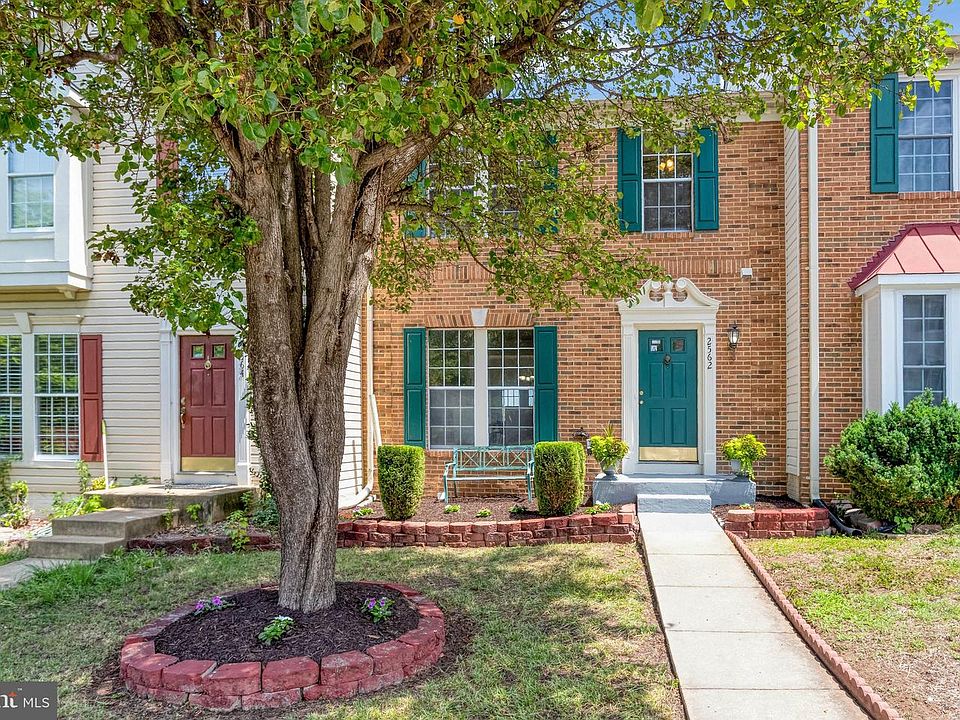 1st image of 2562 Grayton Ln