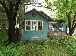 515 W 3rd St, Washburn, WI 54891