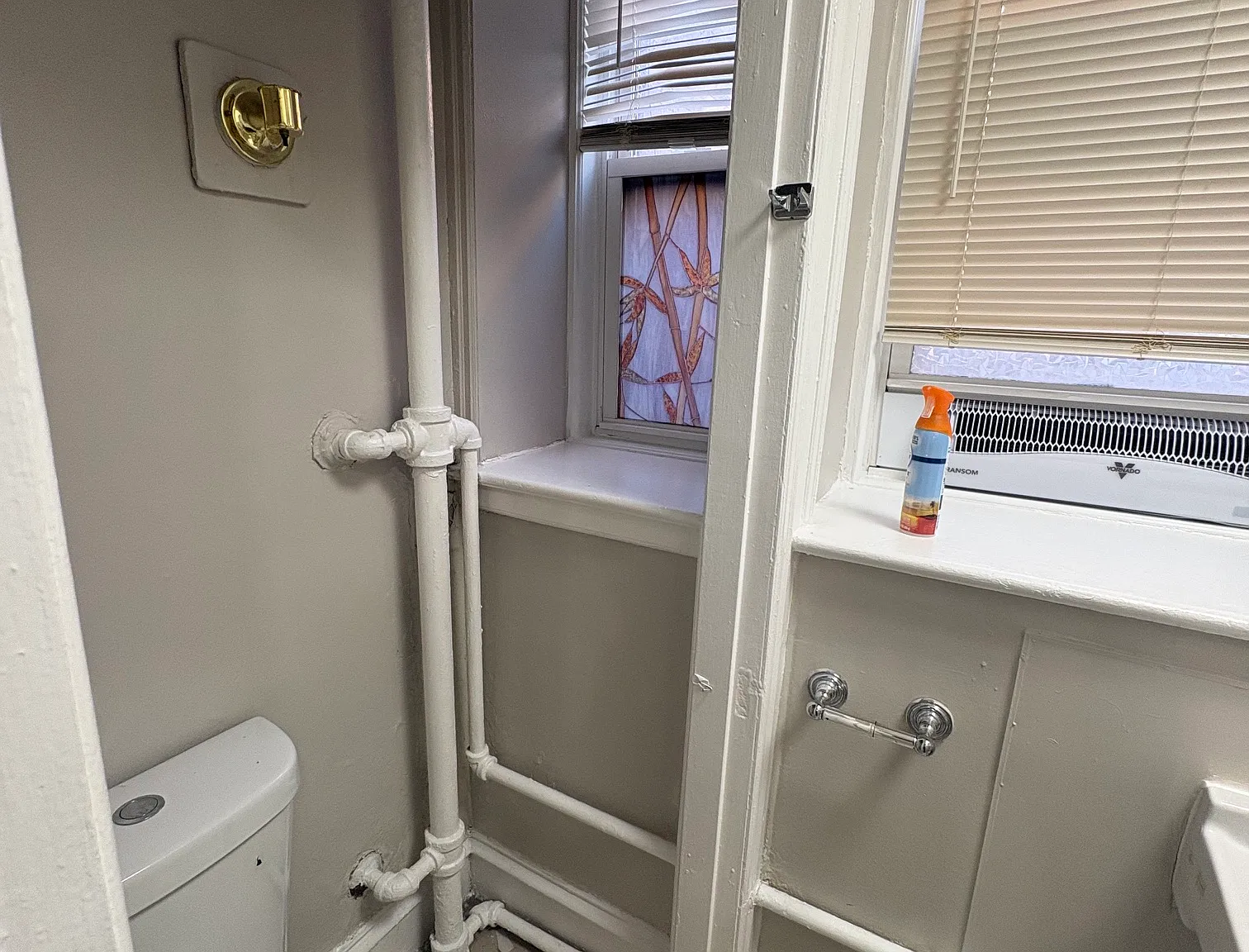 1 bed, 700 sqft, $1,200 — Photo 4