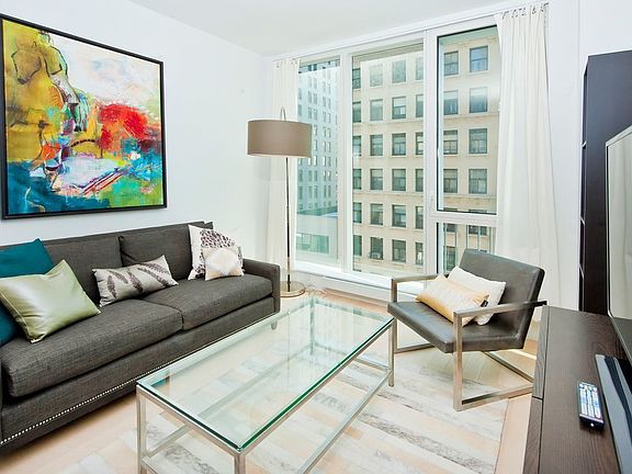 4th image of 241 5th Ave APT 8A