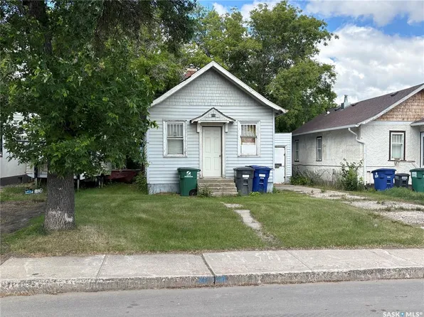 115 L AVENUE S, Saskatoon, SK S7M 2G9