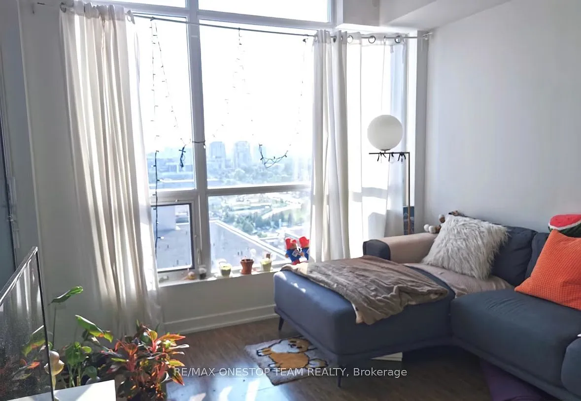 2 bed, $2,400 — Photo 3