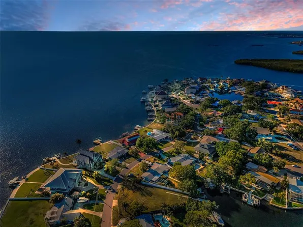 117 Carlyle Dr #16, Palm Harbor, FL 34683