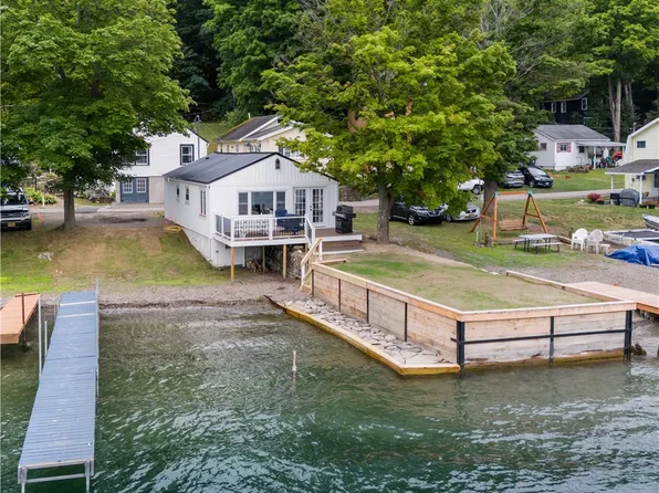 10151-52 E Lake Rd, Hammondsport, NY 14840