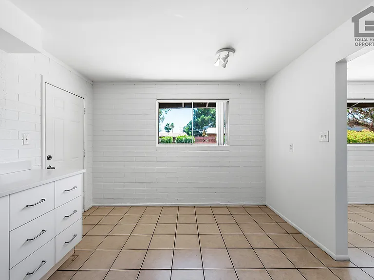 4711 N 15th Ave — Photo 12