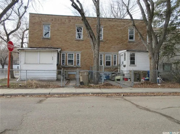 1878-1880 Ottawa STREET, Regina, SK S4P 1P4