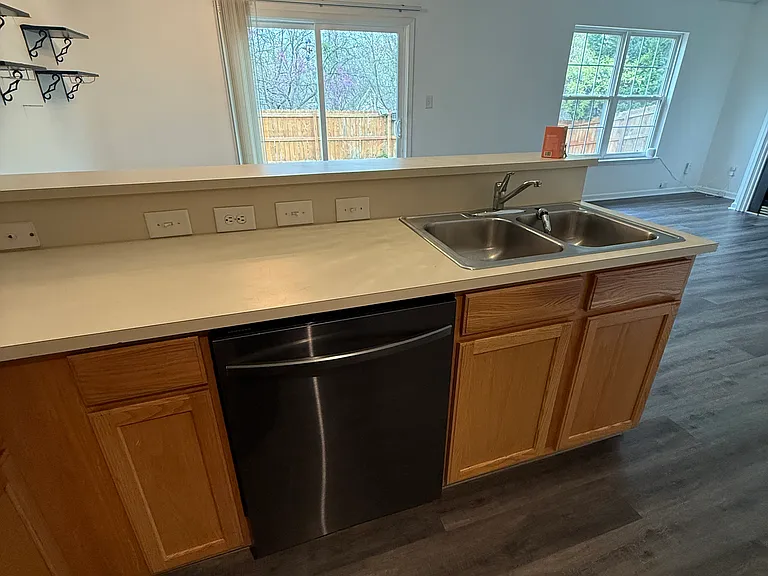 5818 Briggs Dr — Photo 14