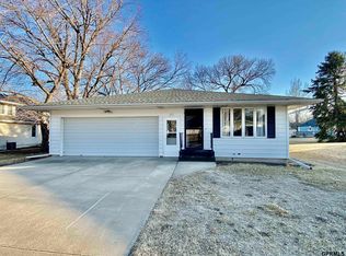 317 E Main St, Bruning, NE 68322