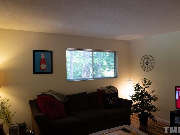 2nd image of B5 Shepherd Ln Building B