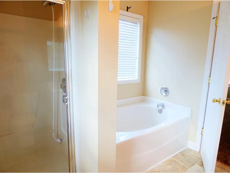 21404 Aftonshire Dr — Photo 13