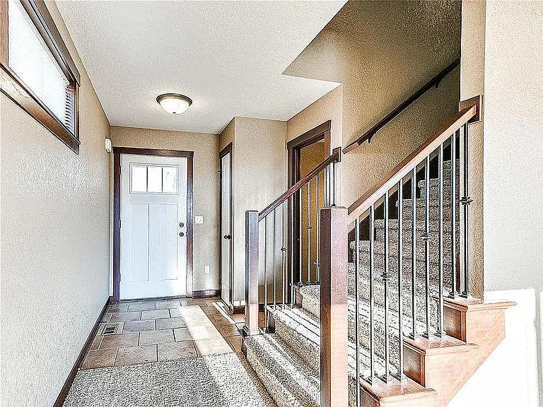 2909 SE Keystone Dr — Photo 7