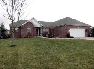 213 Woodland Pl, Pittsboro, IN 46167