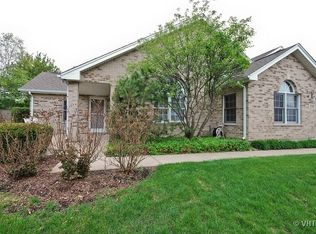 830 Havenshire Rd, Naperville, IL 60565