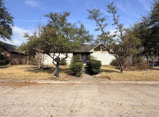 3400 Coachlight Ln, Baytown, TX 77521