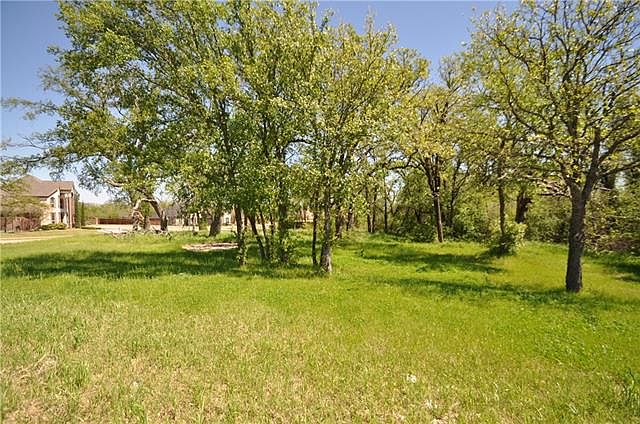 1st image of 1039 Fox Wood Dr