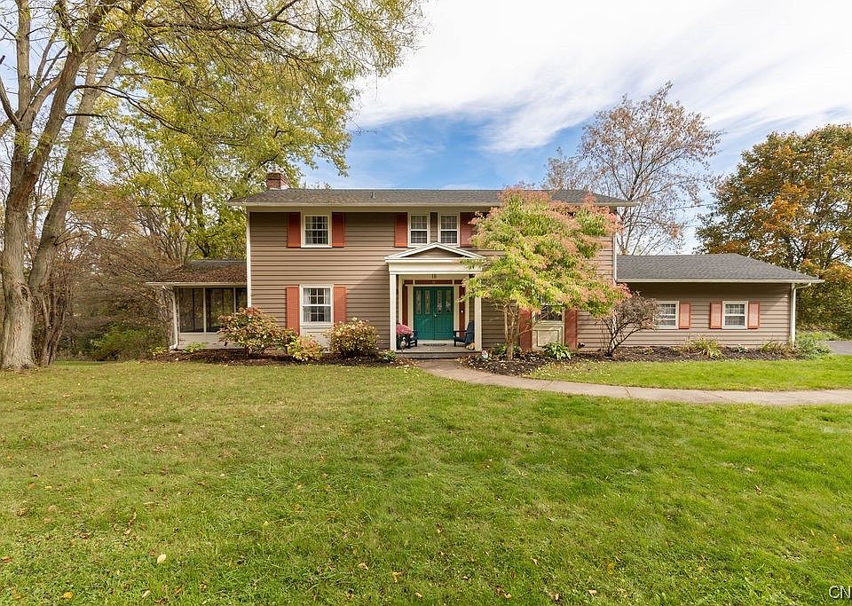 1st image of 18 Highland Dr