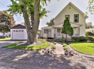 702 N Lincoln St, Thomasboro, IL 61878