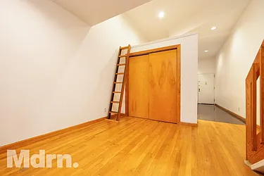 Rented by Mdrn Residential