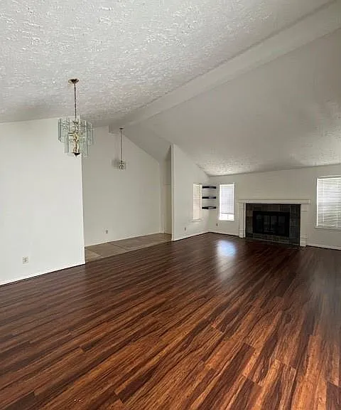 2010 Windy Meadow Dr — Photo 2