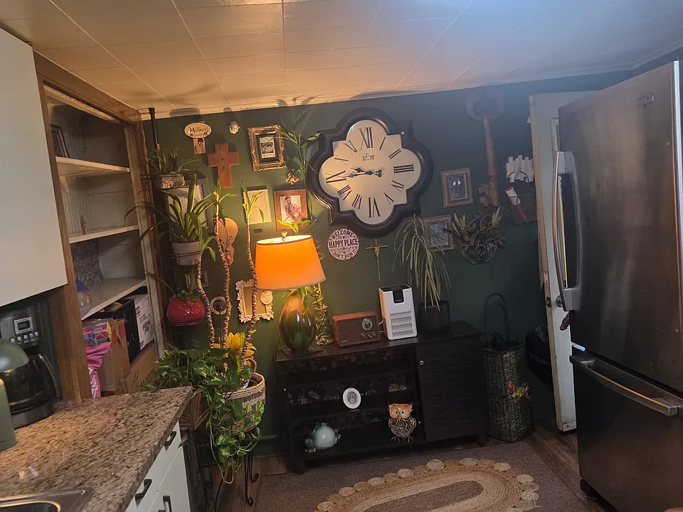 303 E Elm St #3