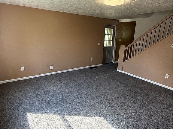 5th image of 802 8th St