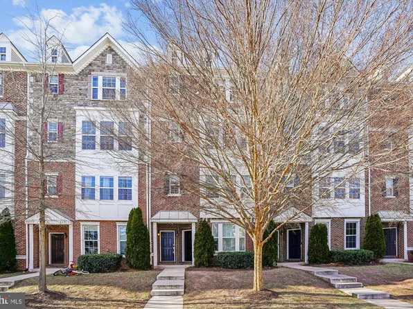 44077 Peirosa Ter Unit 359, Chantilly, VA 20152