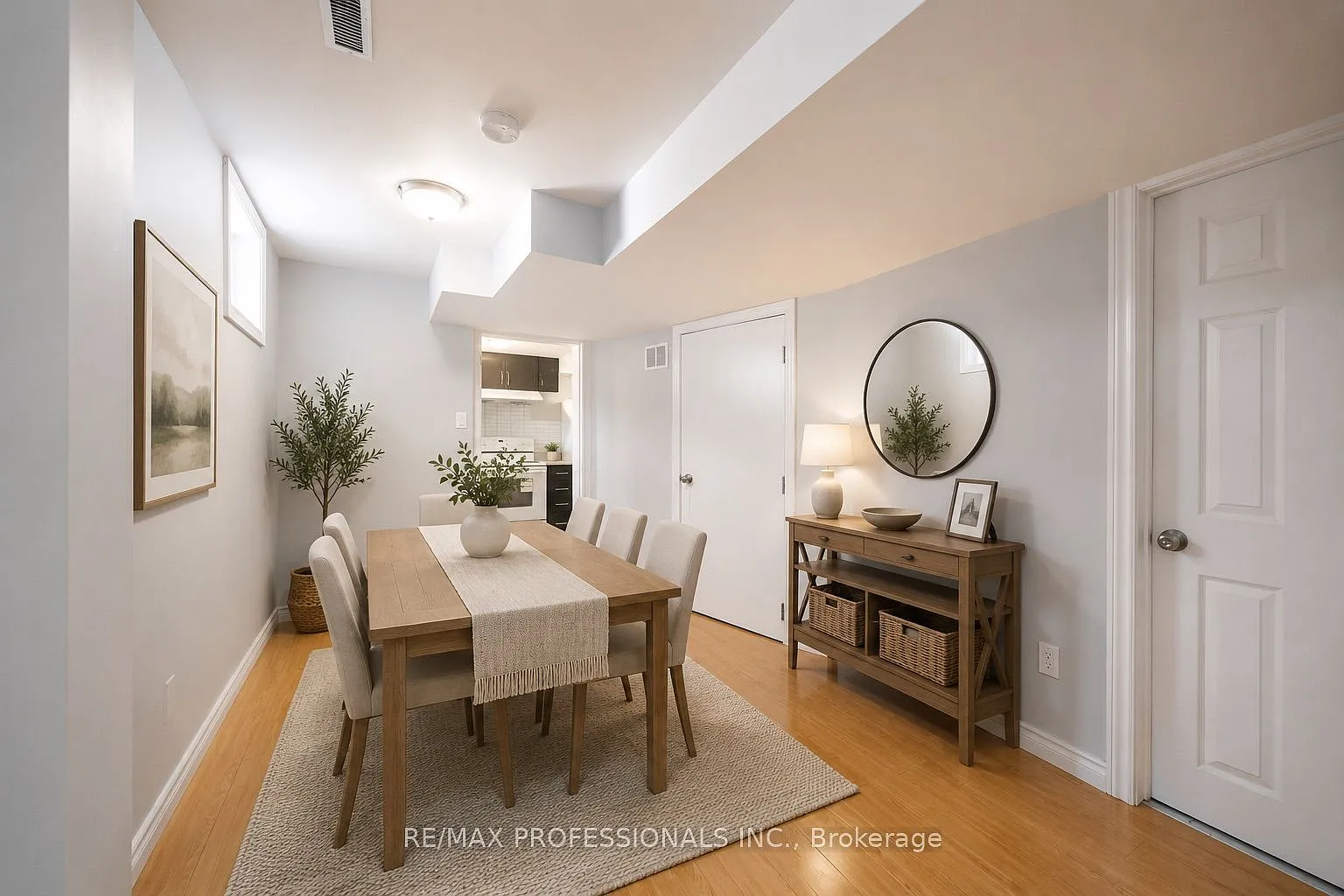 2 bed, $1,700 — Photo 4