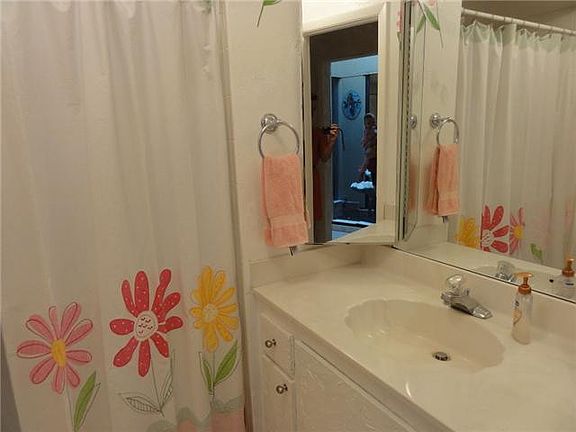 3rd image of 1881 N Wildwood Lane #1881