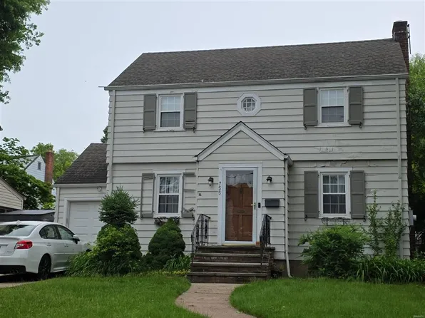 755 Hartwell St, Teaneck, NJ 07666