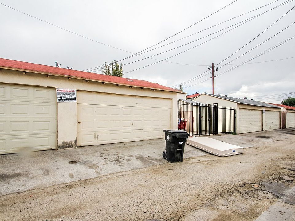 2nd image of 7307 Bakman Ave
