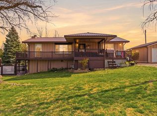 38 Hillcrest Dr, Marion, KS 66861