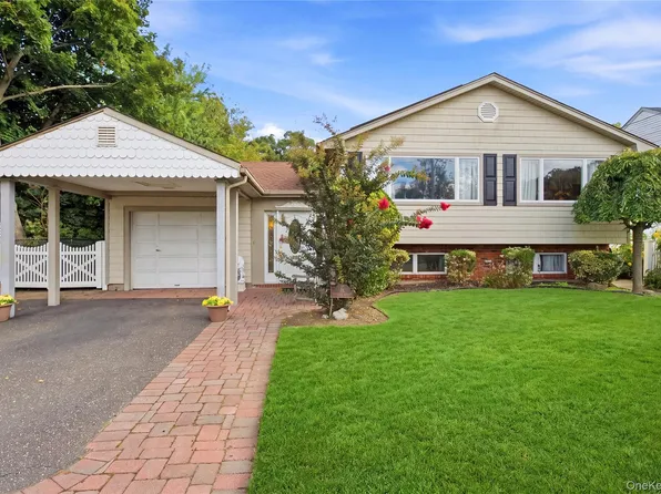 21 Kossuth Street, Deer Park, NY 11729