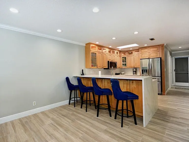 5979 Pinebrook Dr — Photo 3