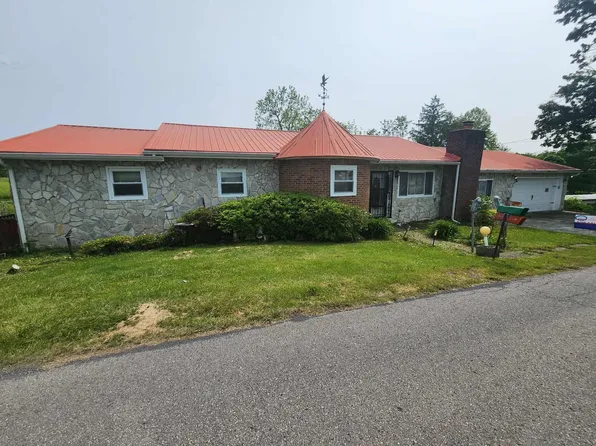 44 Reedy Addition Rd, Craigsville, WV 26205