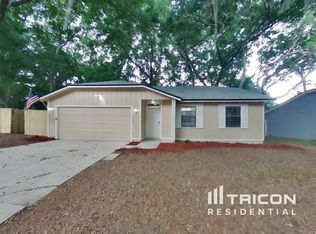 3572 Raymur Villa Dr, Jacksonville, FL 32277