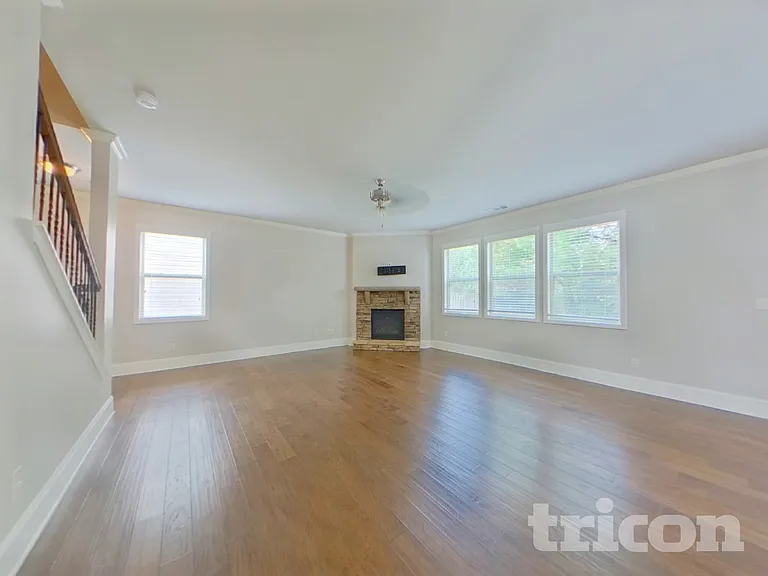 6410 Country Lake Rd — Photo 3