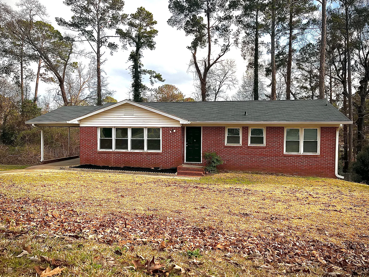 232 Randall Dr photo 1